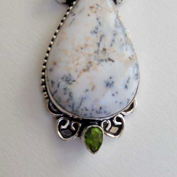 Chrysoprase and Peridot Pendant Necklace in Sterling Silver - 20 Inch Chain - Picture 4 of 8